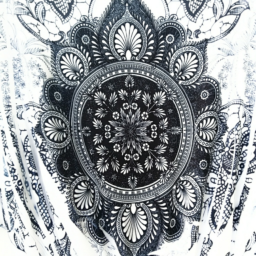Print Top - Picture 7 of 8